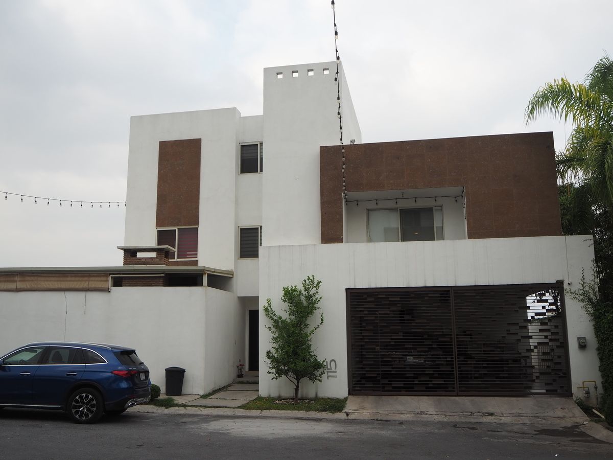 Casa en venta · Cumbres Madeira, Monterrey, Nuevo León