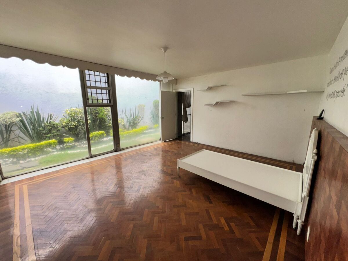 Casa en venta · Las Águilas, Álvaro Obregón, Ciudad de México Casa en venta · Las Águilas, Álvaro Obregón, Ciudad de México