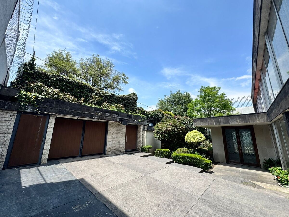 Casa en venta · Las Águilas, Álvaro Obregón, Ciudad de México Casa en venta · Las Águilas, Álvaro Obregón, Ciudad de México