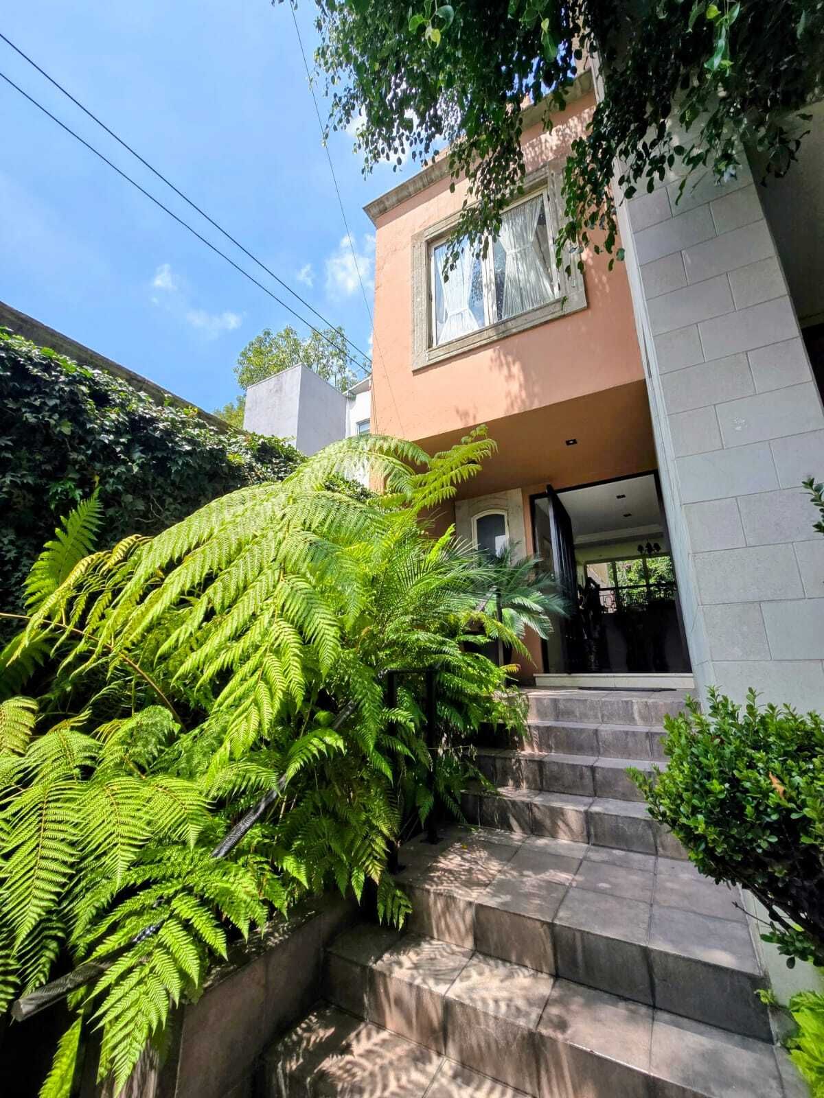 Casa en venta · Naucalpan de Juárez, Estado de México Casa en venta · Naucalpan de Juárez, Estado de México
