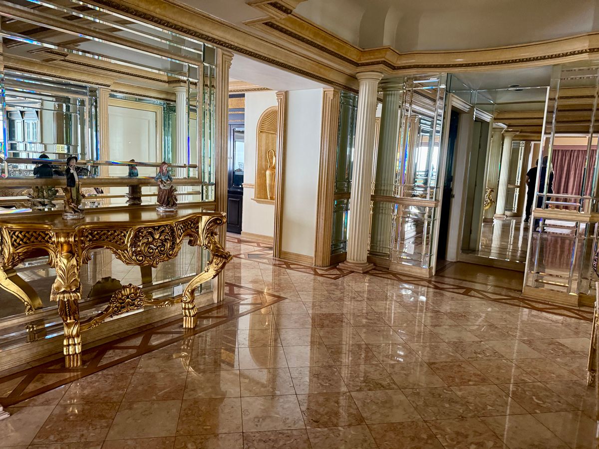 Departamento en venta · Lomas de Chapultepec V Sección, Lomas de Chapultepec, Chapultepec, Miguel Hidalgo, Ciudad de México Departamento en venta · Lomas de Chapultepec V Sección, Lomas de Chapultepec, Chapultepec, Miguel Hidalgo, Ciudad de México