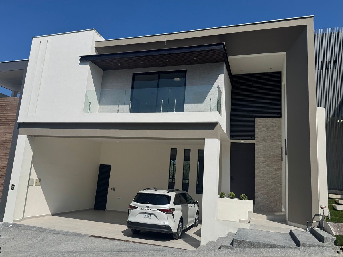 Casa en venta · Castaños del Vergel, Monterrey, Nuevo León