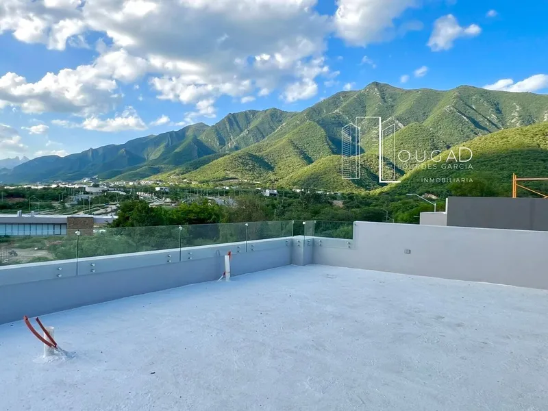 Casa en venta · El Yerbaniz, Santiago, Nuevo León