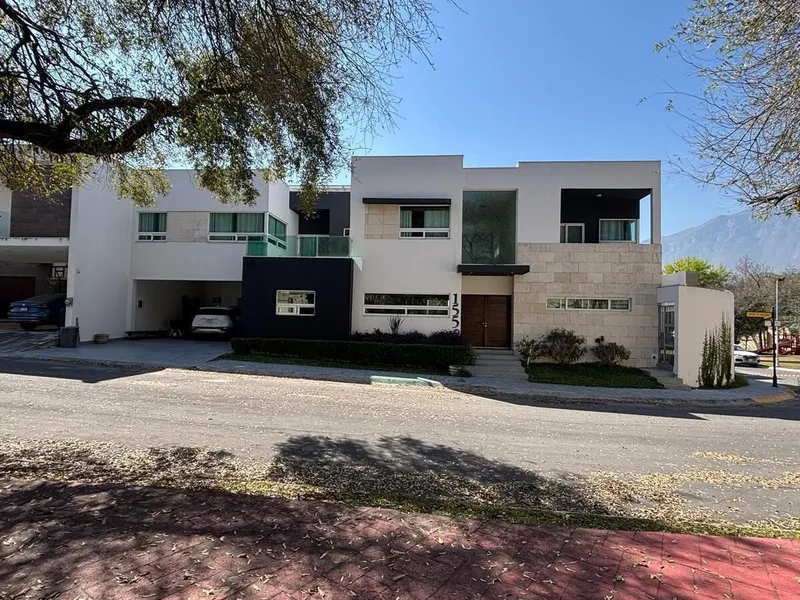 Casa en venta · Valle de Cristal, Monterrey, Nuevo León