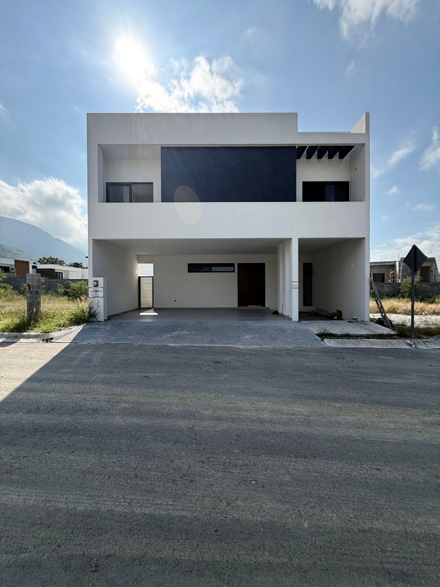 Casa en venta · Pedregal de la Montaña, Monterrey, Nuevo León