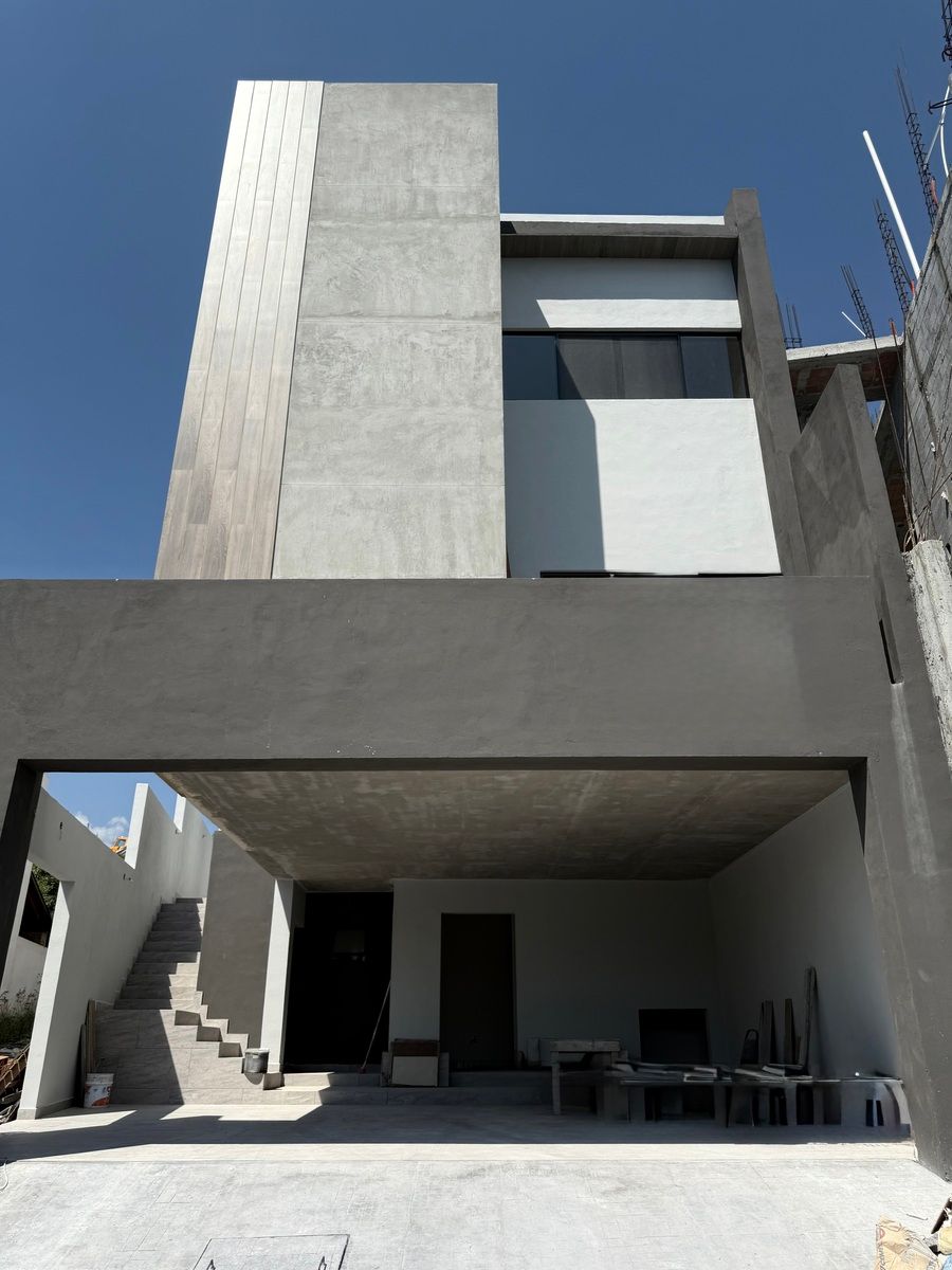 Casa en venta · Alamosur, Santiago, Nuevo León