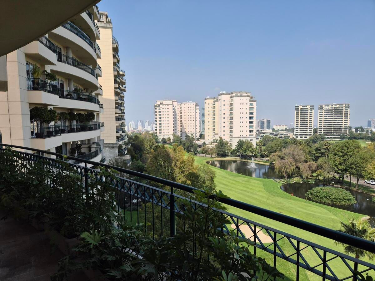 Departamento en venta · Club de Golf Bosques, Cuajimalpa de Morelos, Ciudad de México