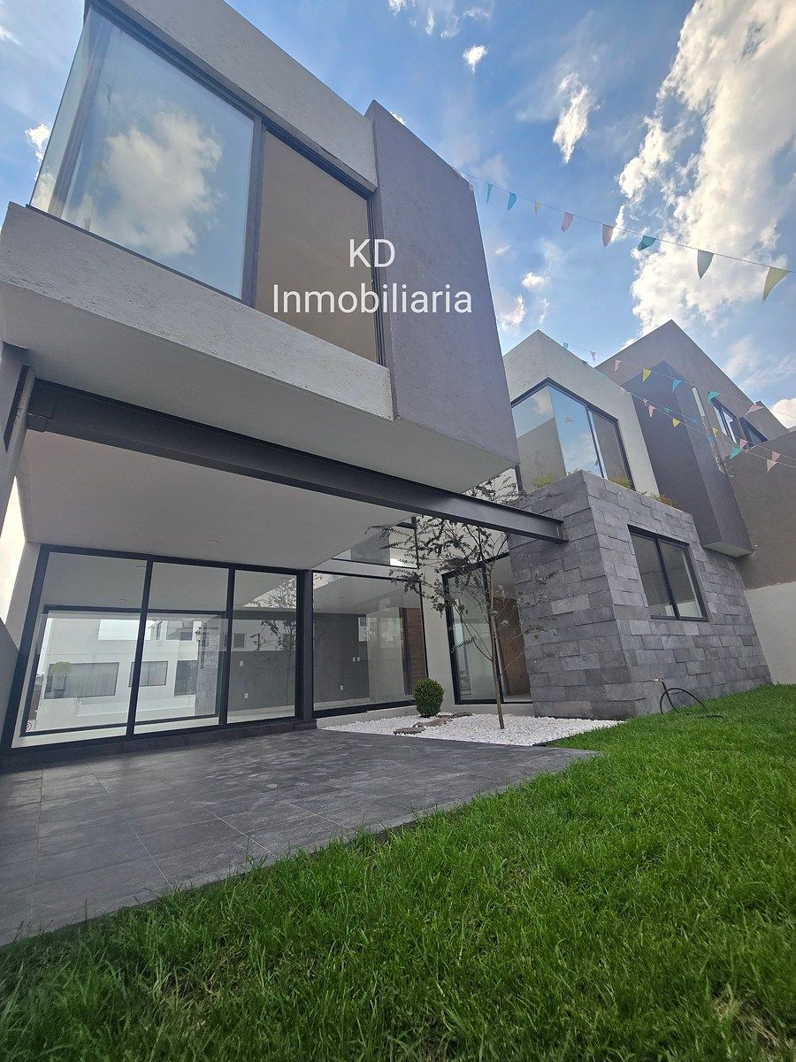 Casa en venta · Lomas de Bellavista, Atizapán de Zaragoza, Estado de México Casa en venta · Lomas de Bellavista, Atizapán de Zaragoza, Estado de México