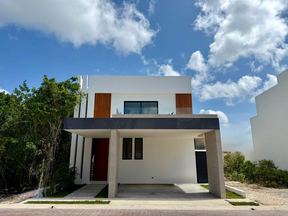 Casa en venta · Vía Cumbres Residencial, Benito Juárez, Quintana Roo
