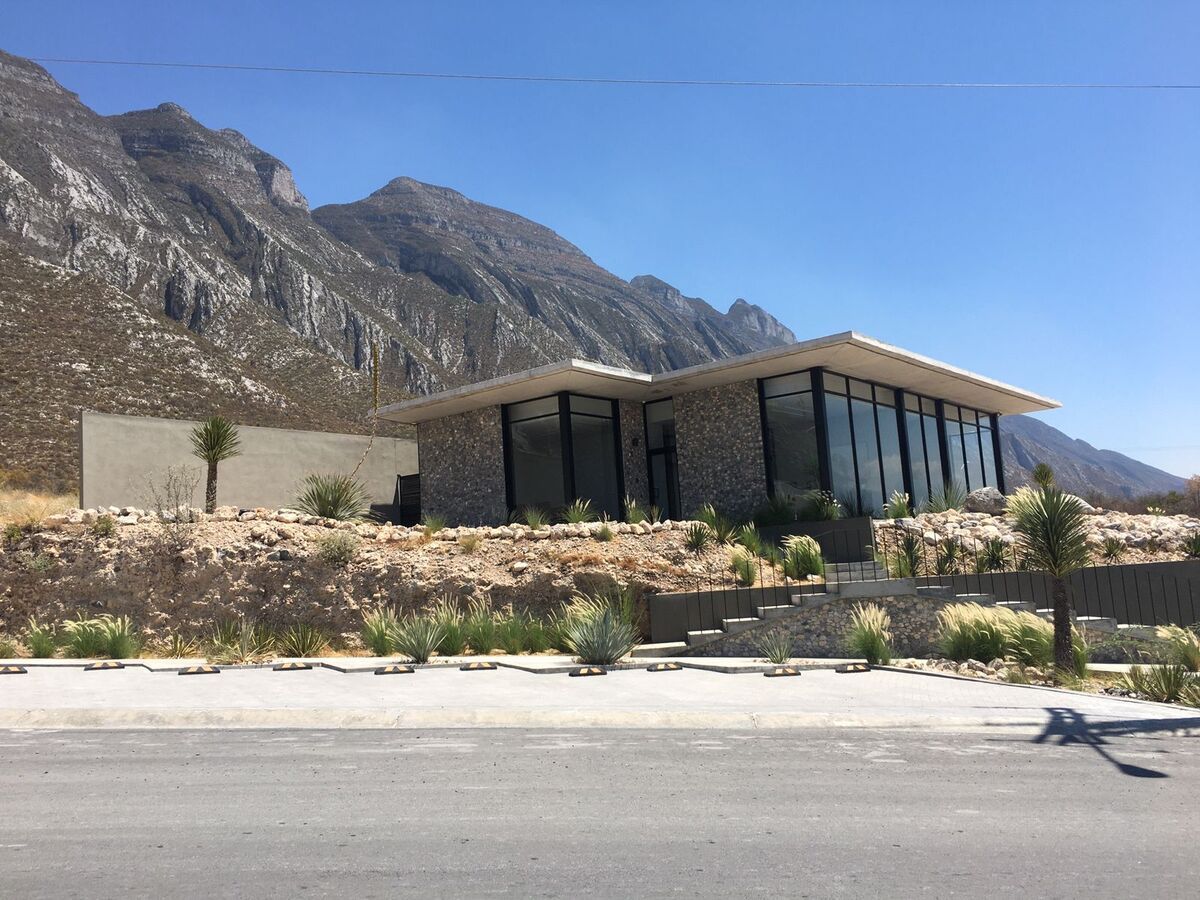 Nave industrial en venta · Parque 100, Santa Catarina, Nuevo León