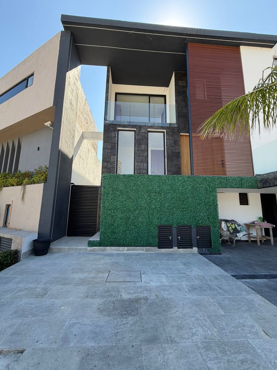 Casa en venta · Bosque Real, Huixquilucan, Estado de México Casa en venta · Bosque Real, Huixquilucan, Estado de México