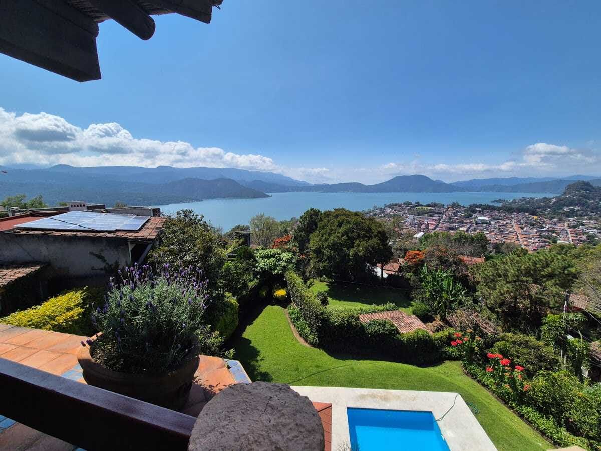 Casa en venta · Santa Magdalena Tilostoc, Valle de Bravo, Estado de México Casa en venta · Santa Magdalena Tilostoc, Valle de Bravo, Estado de México