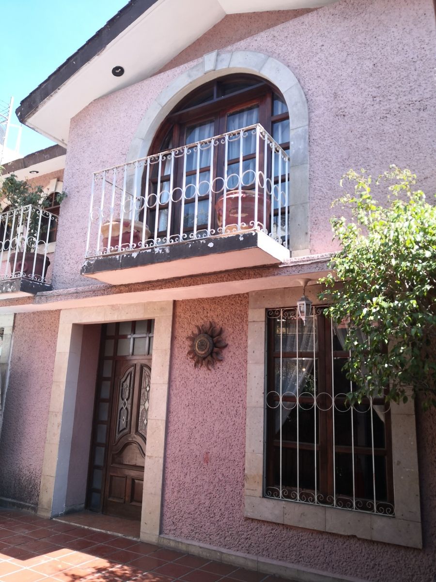 Casa en venta · La Romana, Tlalnepantla de Baz, Estado de México Casa en venta · La Romana, Tlalnepantla de Baz, Estado de México