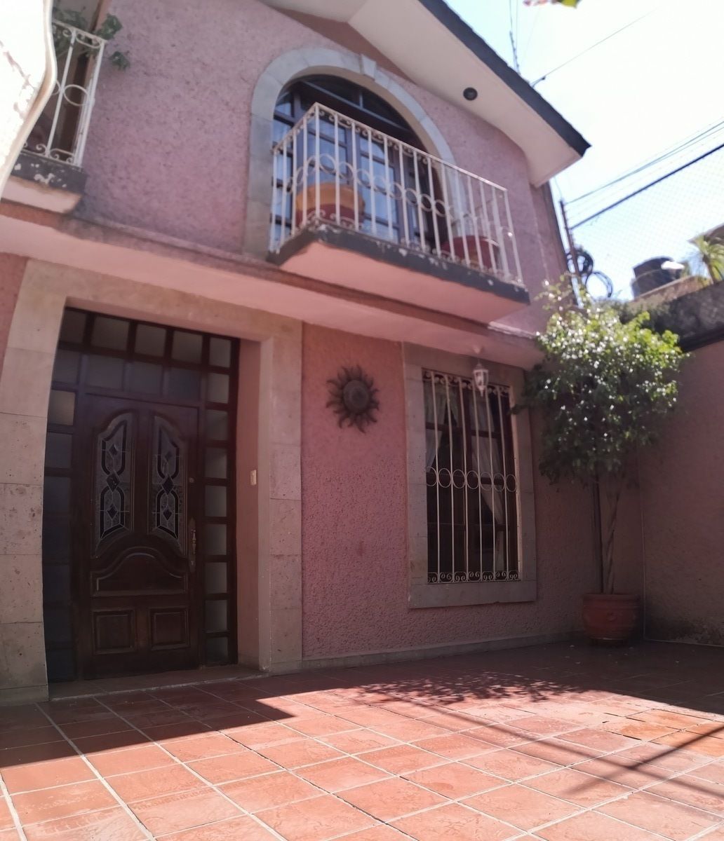 Casa en venta · La Romana, Tlalnepantla de Baz, Estado de México Casa en venta · La Romana, Tlalnepantla de Baz, Estado de México