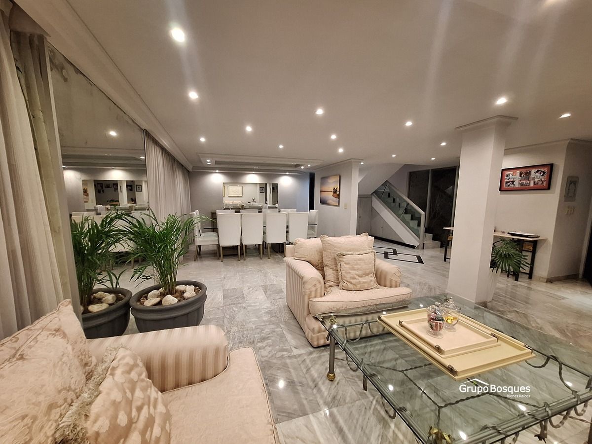 Casa en venta · Lomas de Tecamachalco, Naucalpan de Juárez, Estado de México