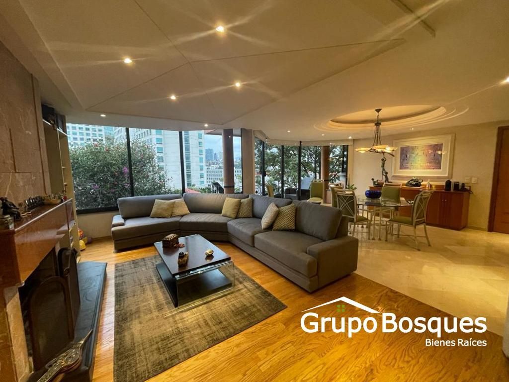 Casa en venta · Bosques de las Lomas, Cuajimalpa de Morelos, Ciudad de México