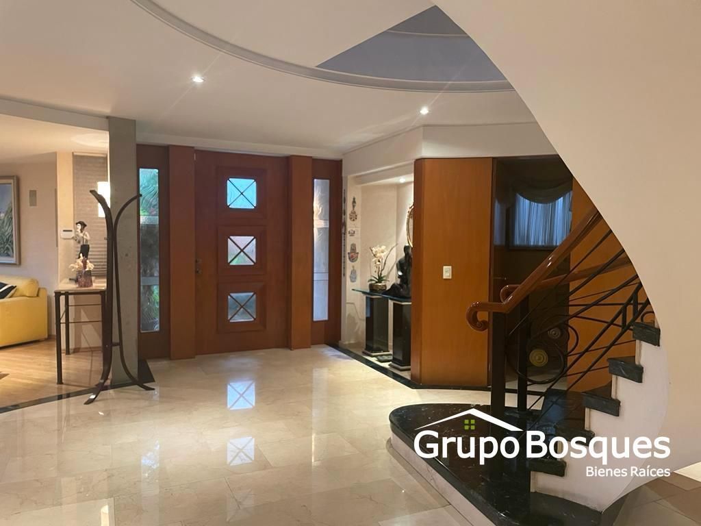 Casa en venta · Bosques de las Lomas, Cuajimalpa de Morelos, Ciudad de México