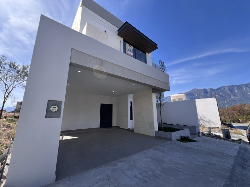 Casa en venta · El Yerbaniz, Santiago, Nuevo León