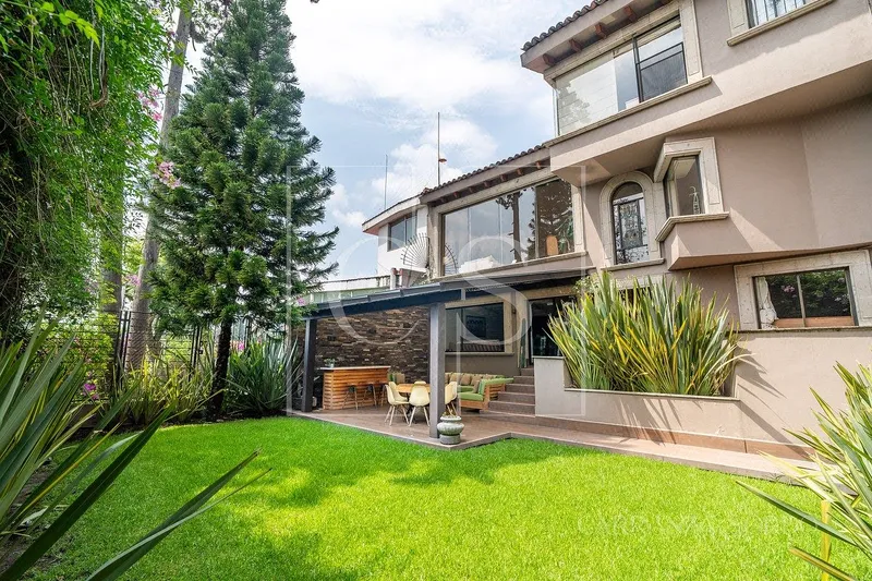 Casa en venta · Bosques de la Herradura, Huixquilucan, Estado de México Casa en venta · Bosques de la Herradura, Huixquilucan, Estado de México