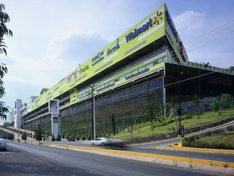 Comercio en renta · Bosque Esmeralda, Atizapán de Zaragoza, Estado de México