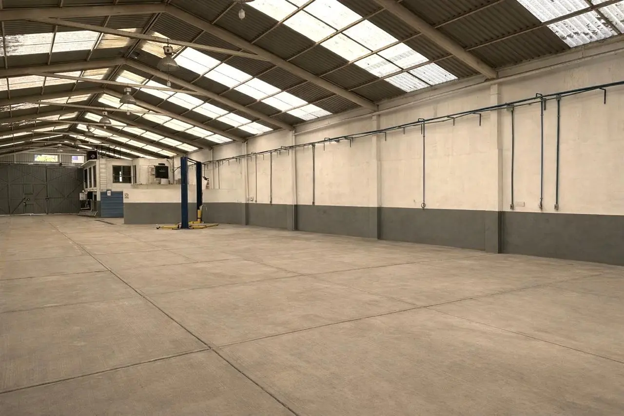 Bodega en venta · El Mirador