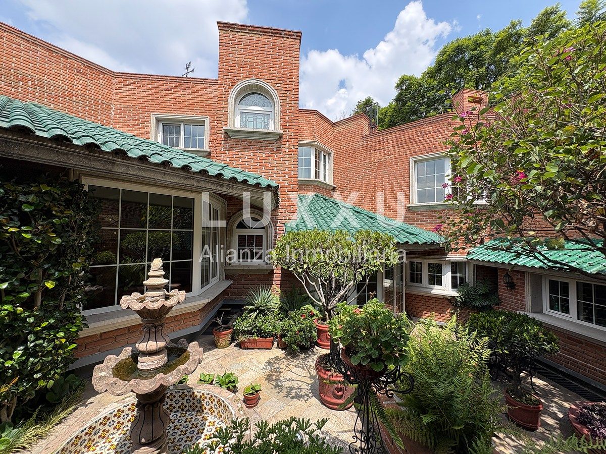Casa en renta · Bosque de las Lomas, Miguel Hidalgo, Ciudad de México
