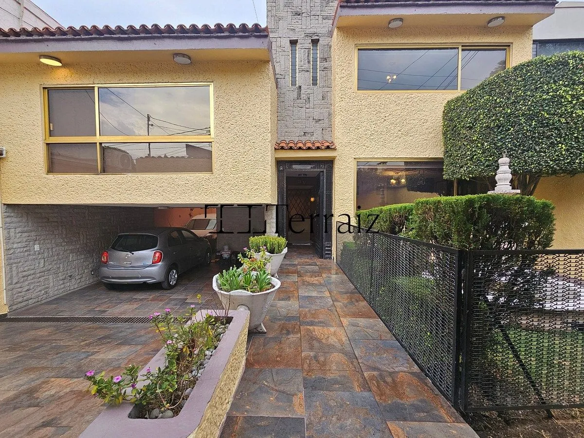 Casa en venta · Ciudad Satélite, Naucalpan de Juárez, Estado de México