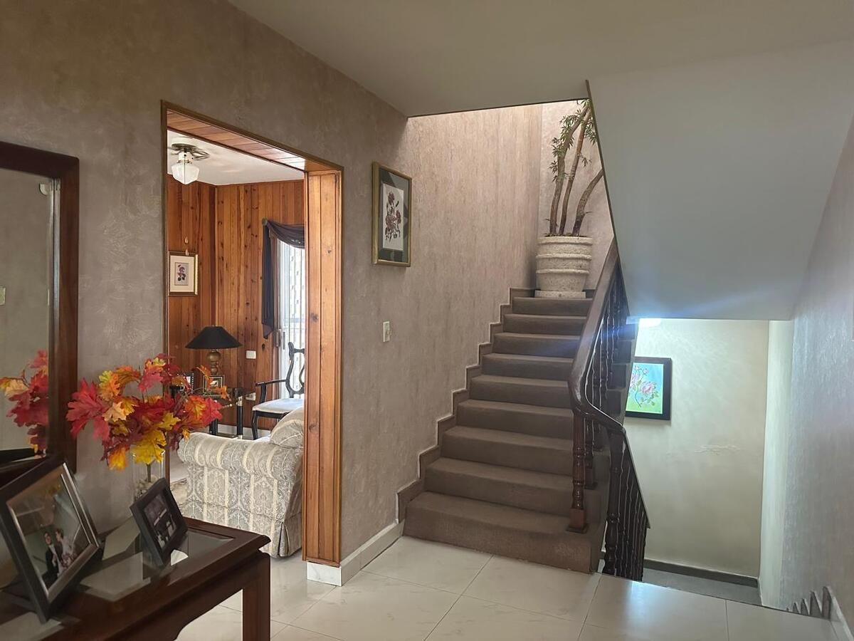 Casa en venta · Las Cumbres 2 Sector, Monterrey, Nuevo León