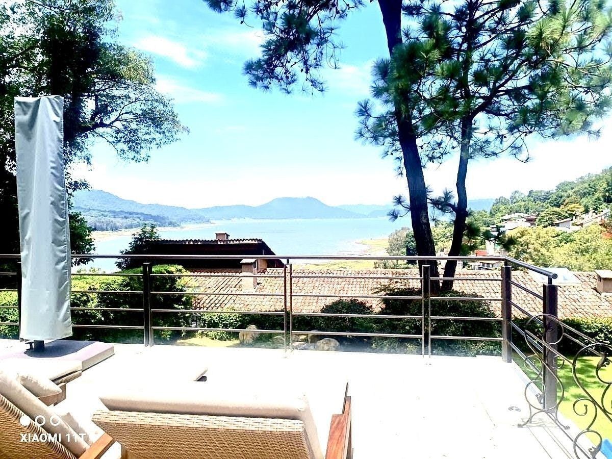 Casa en venta · Avándaro, Valle de Bravo, Estado de México