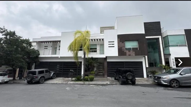Casa en venta · Cumbres Mediterráneo, Monterrey, Nuevo León