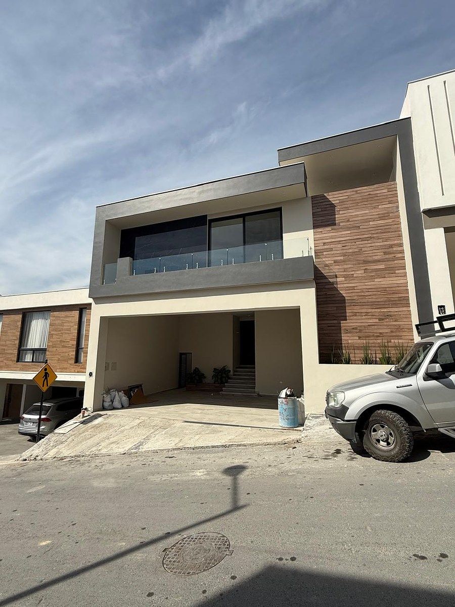 Casa en venta · Castaños del Vergel, Monterrey, Nuevo León