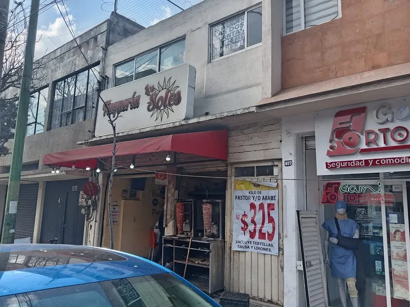 Casa en venta · 5 de Mayo, Toluca, Estado de México Casa en venta · 5 de Mayo, Toluca, Estado de México