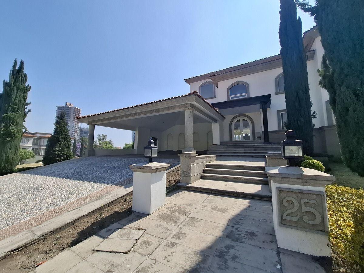 Condominio en renta · Interlomas, Huixquilucan, Estado de México Condominio en renta · Interlomas, Huixquilucan, Estado de México