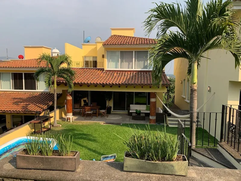 Casa en venta · Burgos, Cuernavaca, Morelos Casa en venta · Burgos, Cuernavaca, Morelos