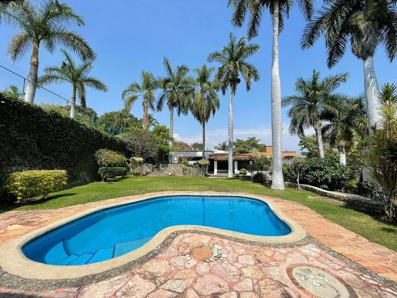 Casa en venta · Palmira Tinguindin, Cuernavaca, Morelos Casa en venta · Palmira Tinguindin, Cuernavaca, Morelos
