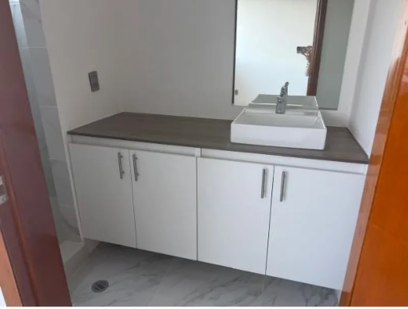 CASTELAR BAÑOS.JPG