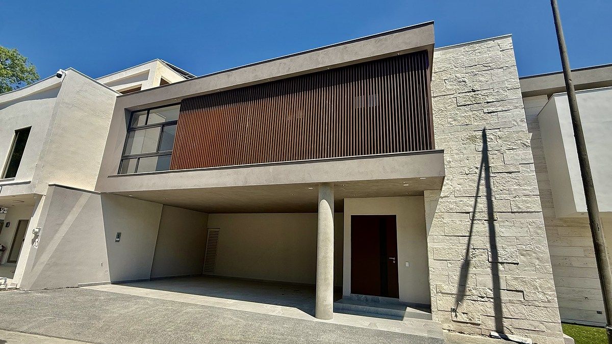 Casa en venta · Altares Residencial, Santiago, Nuevo León