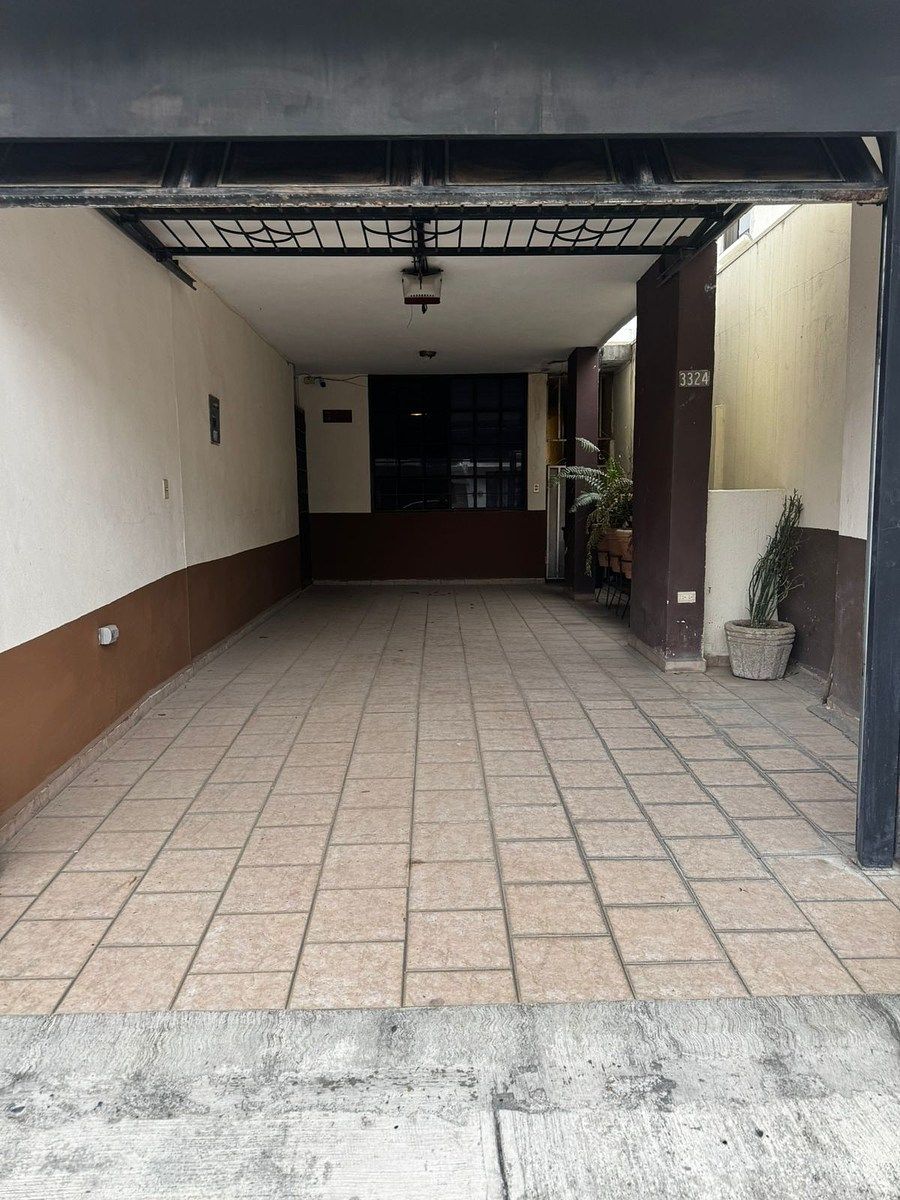 Casa en venta · La Primavera 1 Sector, Monterrey, Nuevo León