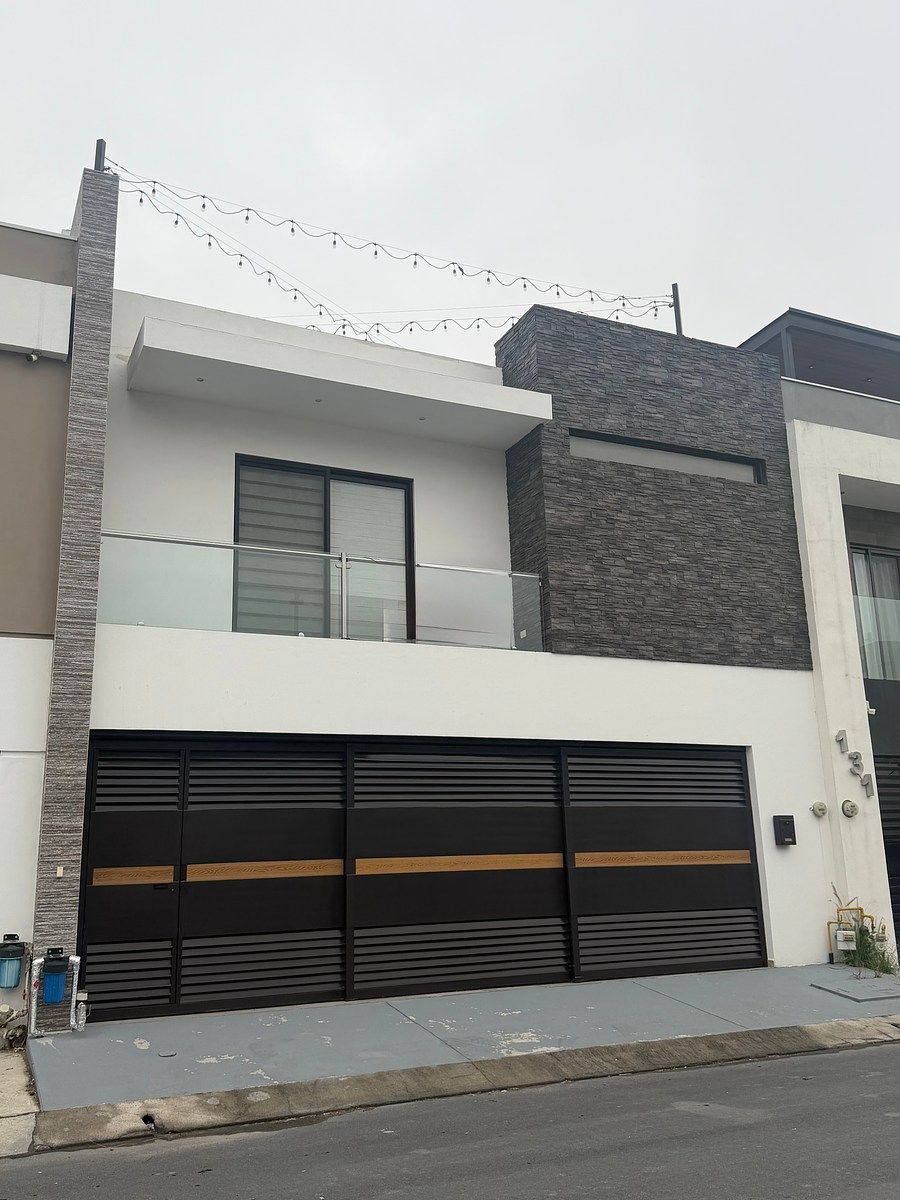 Casa en venta · Santoral, García, Nuevo León Casa en venta · Santoral, García, Nuevo León