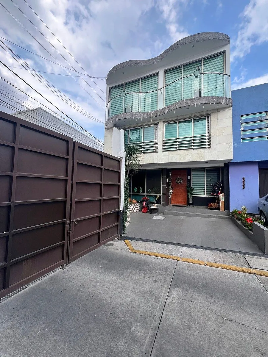 Casa en venta · Lomas de San Juan Ixhuatepec, Tlalnepantla de Baz, Estado de México