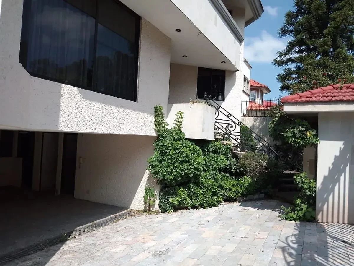 Casa en venta · Bosque de las Lomas, Miguel Hidalgo, Ciudad de México Casa en venta · Bosque de las Lomas, Miguel Hidalgo, Ciudad de México