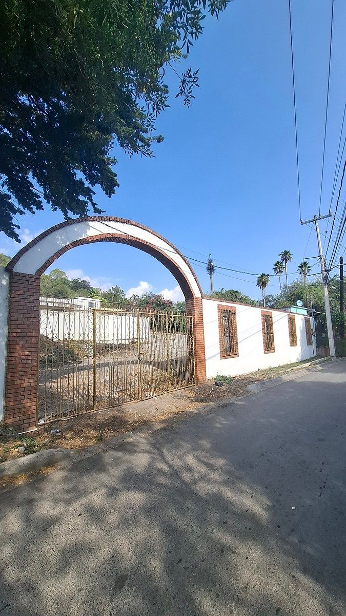 Lote en venta · Bosques de las Misiones Sector Magnolia, Santiago, Nuevo León