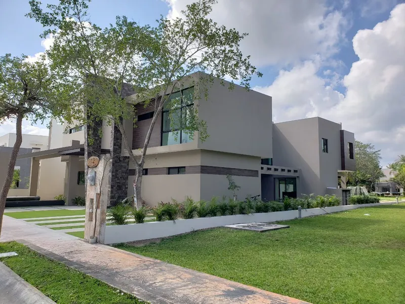 Casa en venta · Lagos del Sol, Benito Juárez, Quintana Roo Casa en venta · Lagos del Sol, Benito Juárez, Quintana Roo