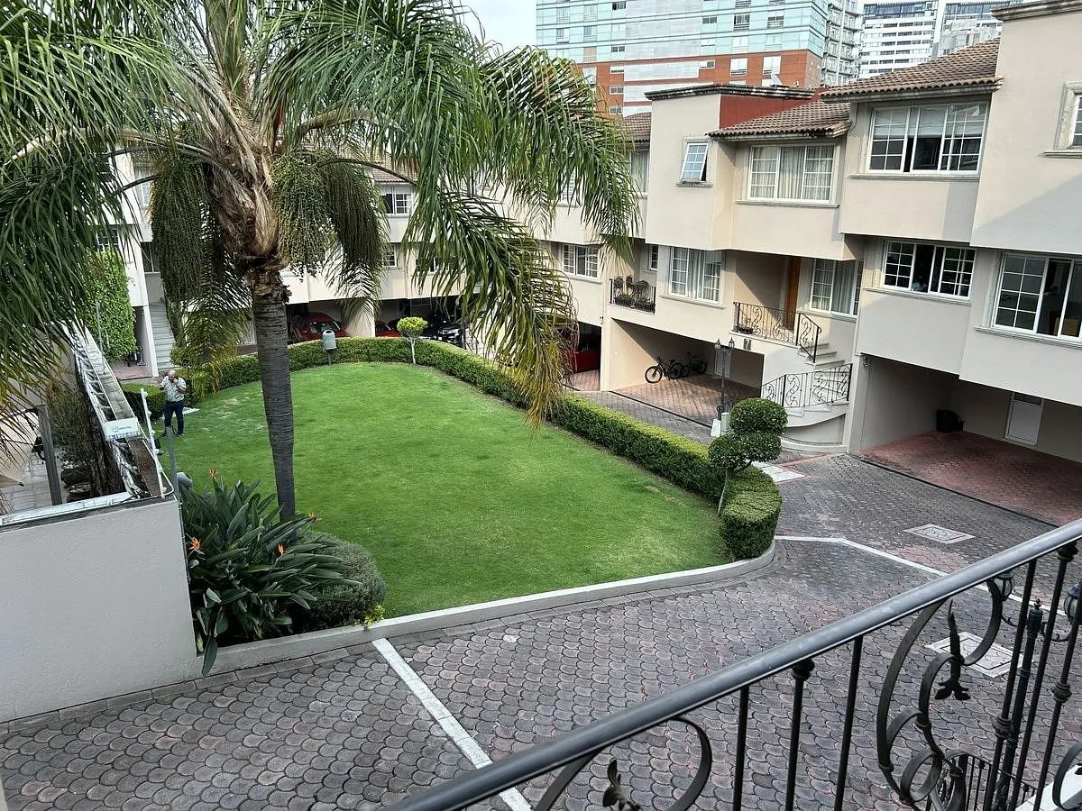 Condominio en venta · Hacienda de las Palmas, Huixquilucan, Estado de México