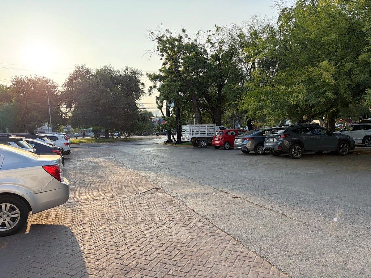 Comercio en renta · Del Valle, San Pedro Garza García, Nuevo León