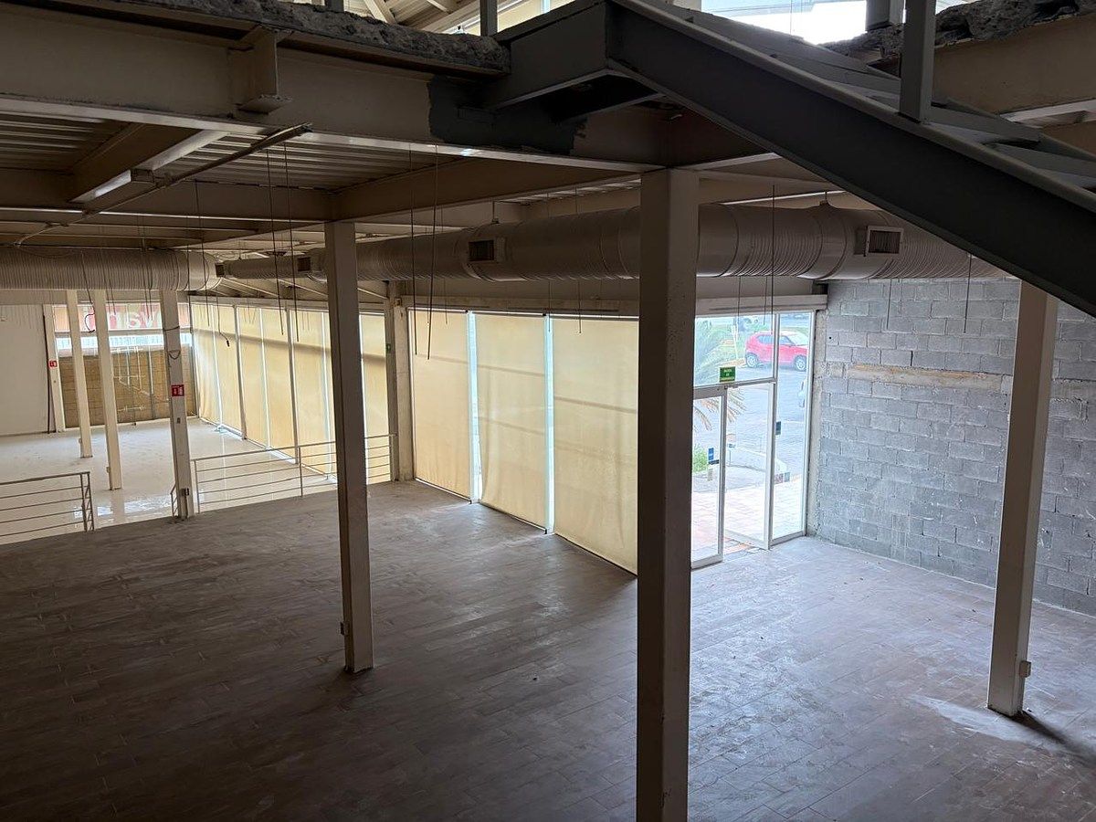 Comercio en renta · Las Cumbres, Monterrey, Nuevo León