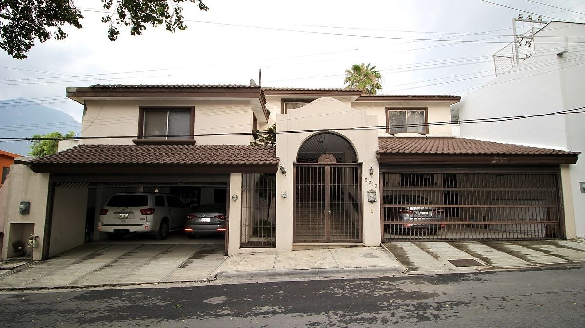 Casa en venta · Las Torres, Monterrey, Nuevo León Casa en venta · Las Torres, Monterrey, Nuevo León