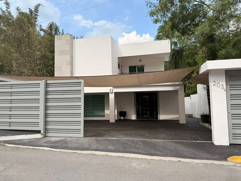 Casa en venta · El Cercado Centro, Santiago, Nuevo León