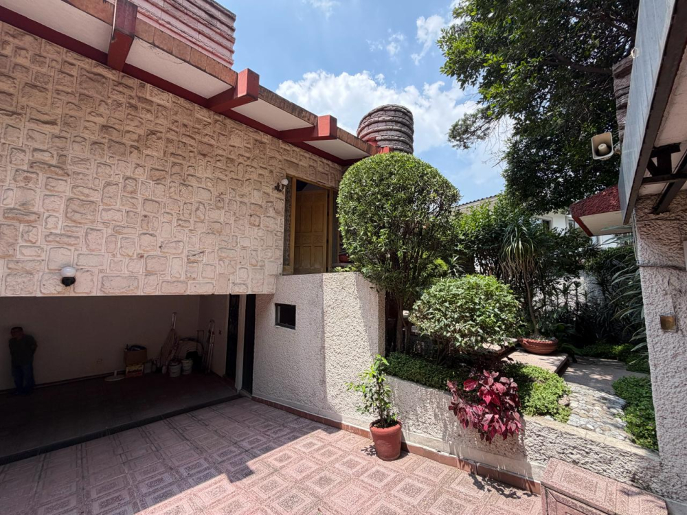 Casa en venta · Bosques de las Lomas, Cuajimalpa de Morelos, Ciudad de México