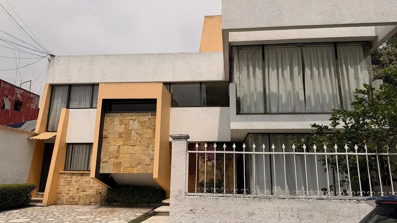 Casa en venta · Santa Cruz Acatlán, Naucalpan de Juárez, Estado de México